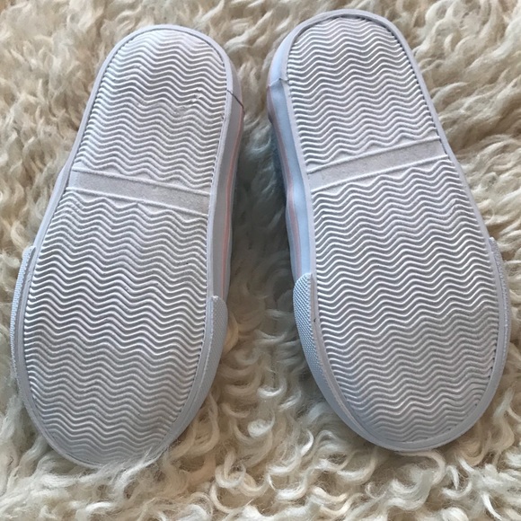 SOLD - NWOT Old Navy quilted slip-ons - Picture 4 of 8